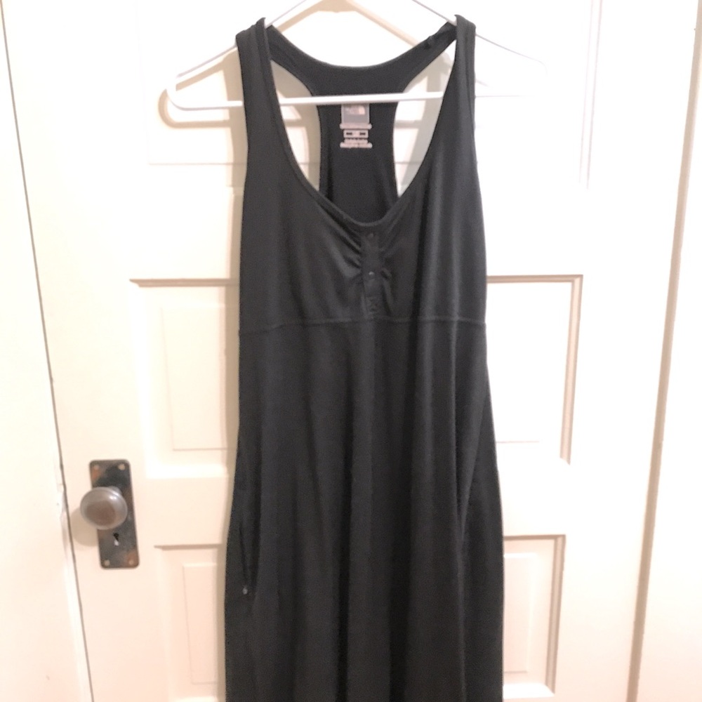 NorthFace dress with pocket